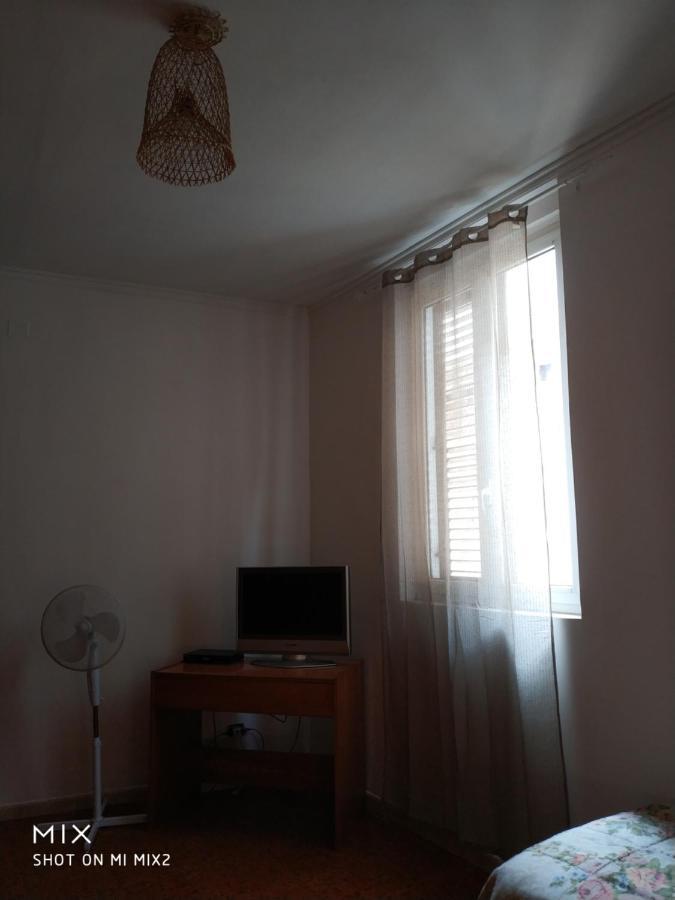 Camere Simili A Ostello Solo Per Uomini - Hostel-Like Rooms Only For Man Tarent Zewnętrze zdjęcie